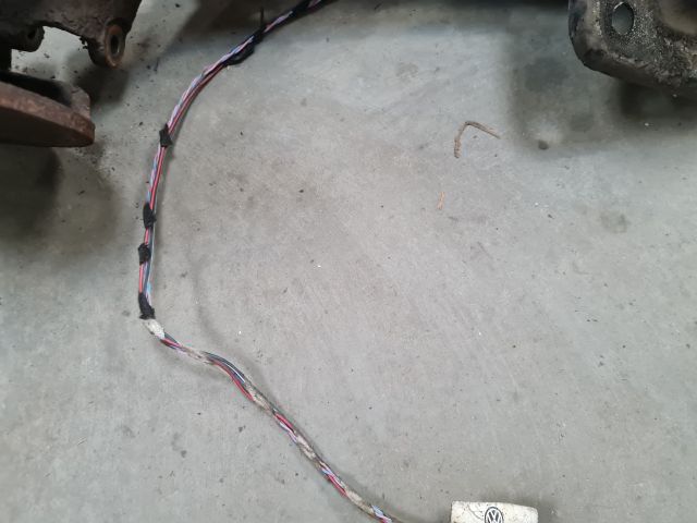 bontott VW GOLF VII Jobb hátsó Csonkállvány Kerékaggyal