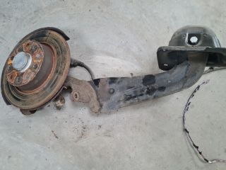 bontott VW GOLF VII Jobb hátsó Csonkállvány Kerékaggyal