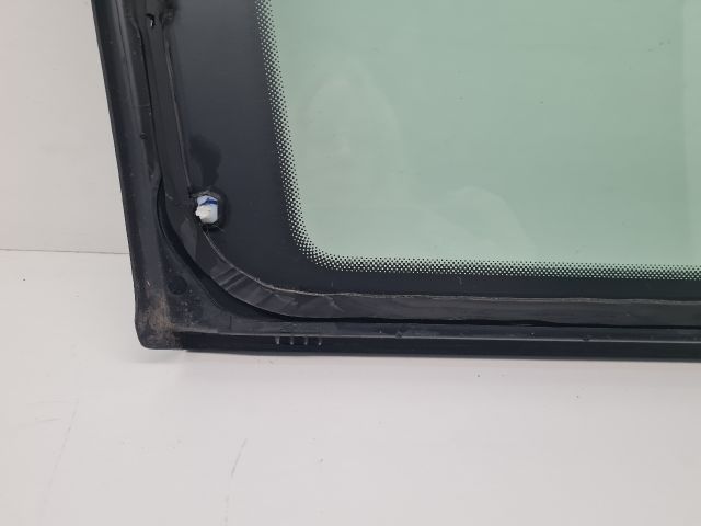 bontott VW GOLF VII Jobb hátsó Fixüveg (Ajtóban)