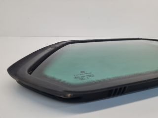 bontott VW GOLF VII Jobb hátsó Fixüveg (Ajtóban)