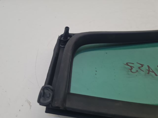 bontott VW GOLF VII Jobb hátsó Fixüveg (Ajtóban)