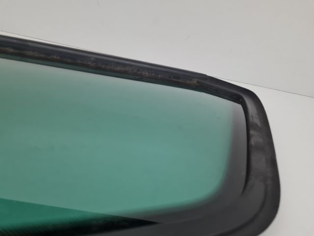 bontott VW GOLF VII Jobb hátsó Fixüveg (Ajtóban)