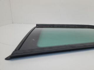 bontott VW GOLF VII Jobb hátsó Fixüveg (Ajtóban)