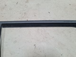 bontott VW GOLF VII Jobb hátsó Gumikéder