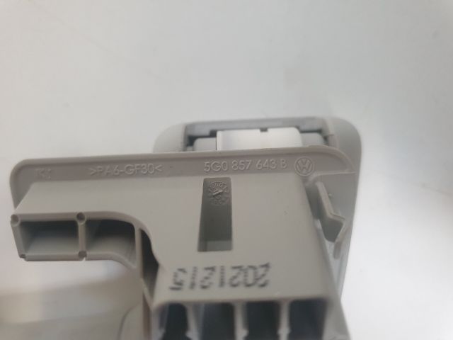 bontott VW GOLF VII Jobb hátsó Kapaszkodó (Felső)