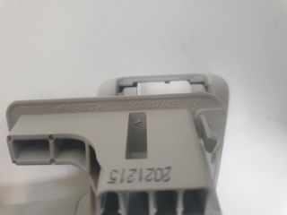 bontott VW GOLF VII Jobb hátsó Kapaszkodó (Felső)