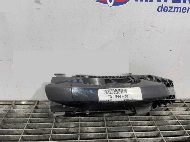 bontott VW GOLF VII Jobb hátsó Külső Kilincs