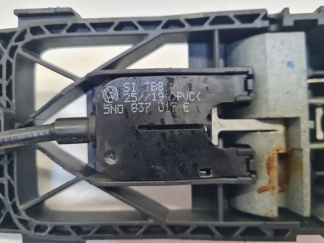 bontott VW GOLF VII Jobb hátsó Külső Kilincsfészek