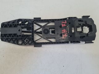 bontott VW GOLF VII Jobb hátsó Külső Kilincsfészek