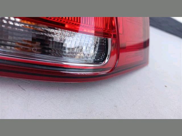 bontott VW GOLF VII Jobb Hátsó Lámpa