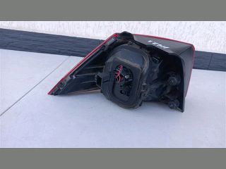 bontott VW GOLF VII Jobb Hátsó Lámpa