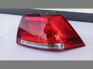 bontott VW GOLF VII Jobb Hátsó Lámpa