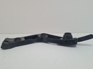 bontott VW GOLF VII Jobb hátsó Lökhárító Tartó (Műanyag)