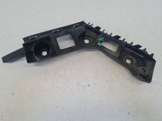 bontott VW GOLF VII Jobb hátsó Lökhárító Tartó (Műanyag)