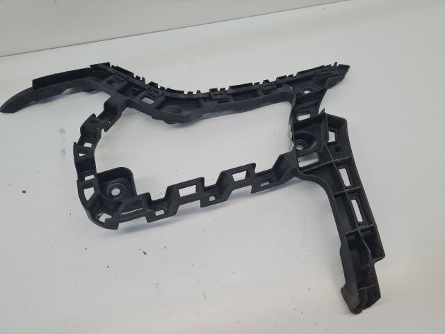 bontott VW GOLF VII Jobb hátsó Lökhárító Tartó (Műanyag)