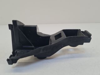 bontott VW GOLF VII Jobb hátsó Lökhárító Tartó (Műanyag)