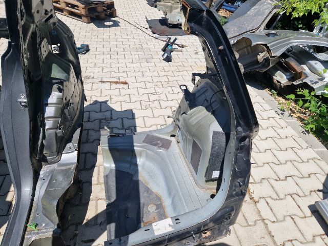 bontott VW GOLF VII Jobb hátsó Negyed Karosszéria Csomag