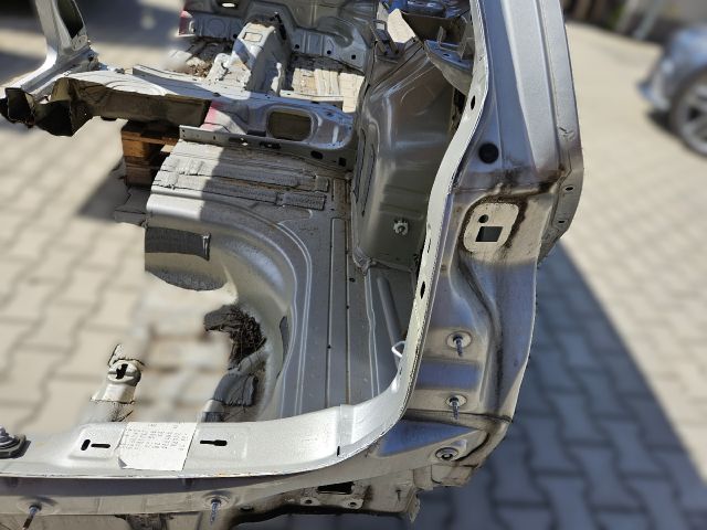 bontott VW GOLF VII Jobb hátsó Negyed Karosszéria Csomag