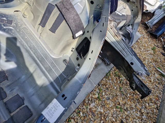 bontott VW GOLF VII Jobb hátsó Negyed Karosszéria Csomag