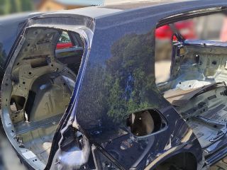 bontott VW GOLF VII Jobb hátsó Negyed Karosszéria Csomag