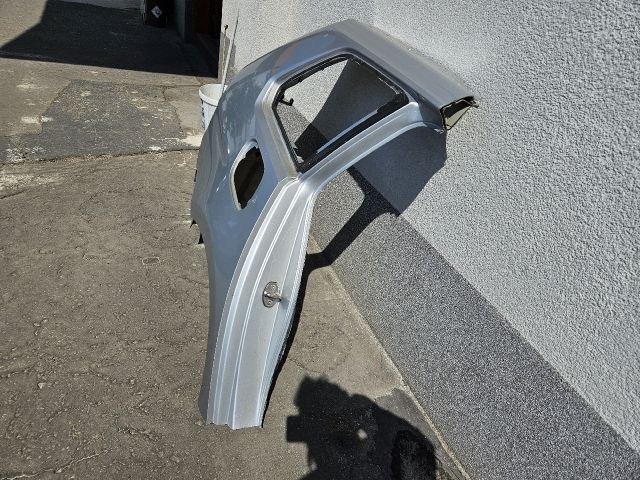 bontott VW GOLF VII Jobb hátsó Negyed Karosszéria Csomag