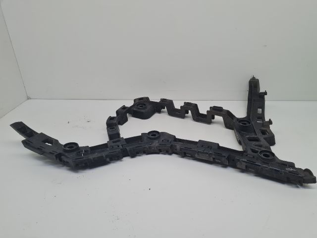 bontott VW GOLF VII Jobb hátsó Oldal Lökhárító Tartó (Műanyag)