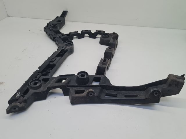 bontott VW GOLF VII Jobb hátsó Oldal Lökhárító Tartó (Műanyag)