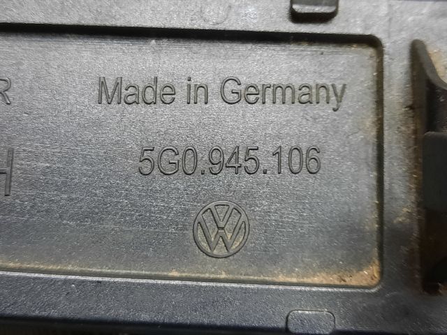 bontott VW GOLF VII Jobb hátsó Prizma