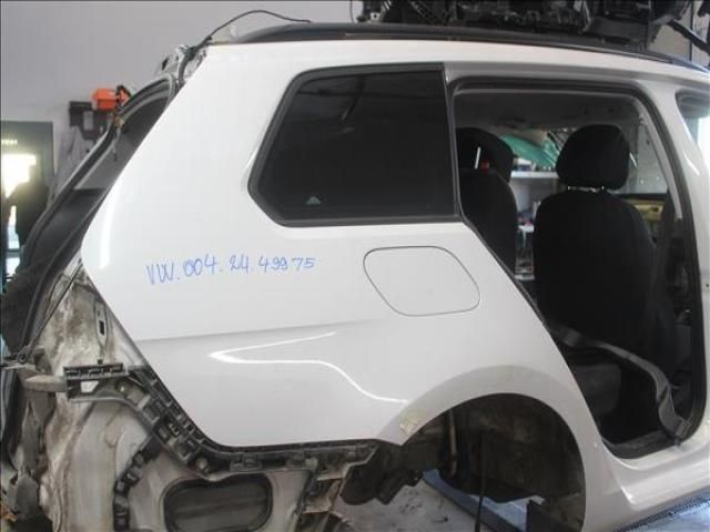 bontott VW GOLF VII Jobb hátsó Sárvédő