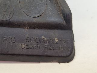 bontott VW GOLF VII Jobb Ködfényszóró Lámpakeret