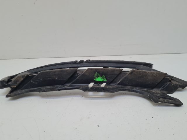 bontott VW GOLF VII Jobb Ködfényszóró Lámpakeret