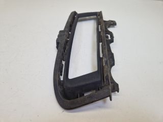 bontott VW GOLF VII Jobb Ködfényszóró Lámpakeret