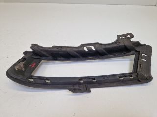 bontott VW GOLF VII Jobb Ködfényszóró Lámpakeret