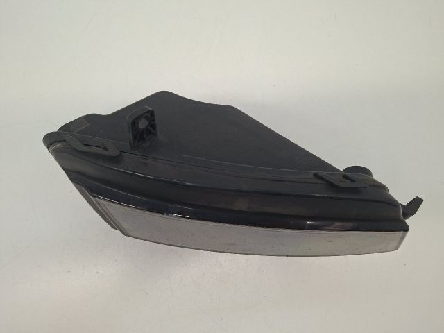 bontott VW GOLF VII Jobb Ködfényszóró