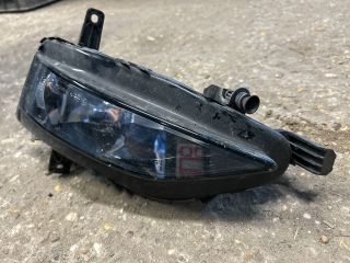 bontott VW GOLF VII Jobb Ködfényszóró