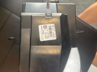 bontott VW GOLF VII Jobb Ködfényszóró