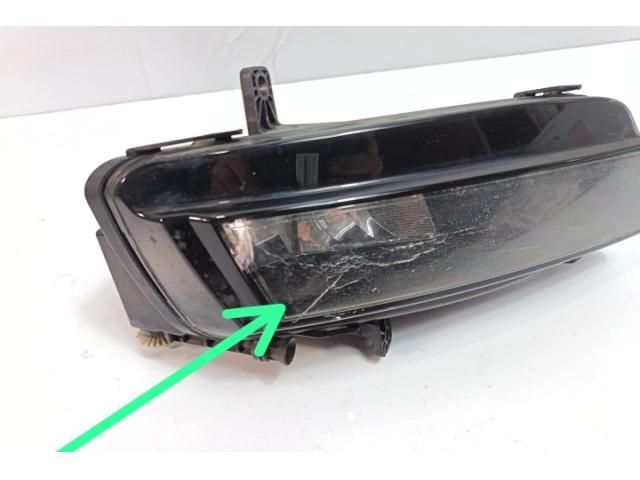 bontott VW GOLF VII Jobb Ködfényszóró