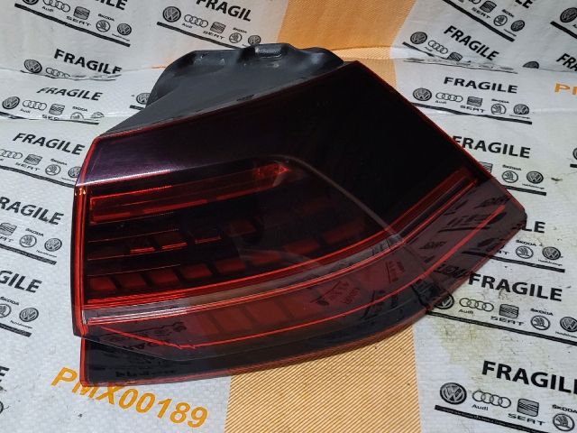 bontott VW GOLF VII Jobb Külső Hátsó Lámpa