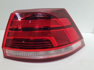 bontott VW GOLF VII Jobb Külső Hátsó Lámpa
