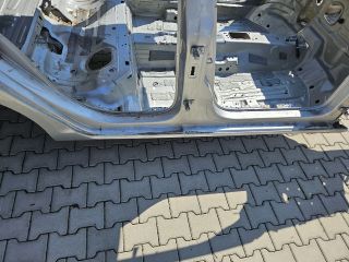 bontott VW GOLF VII Jobb Küszöb