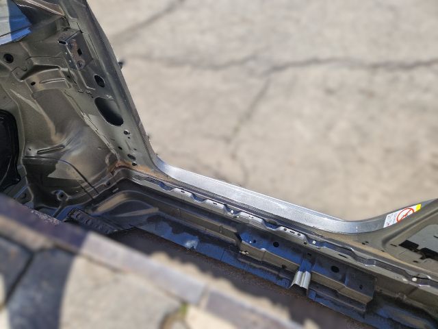 bontott VW GOLF VII Jobb Küszöb