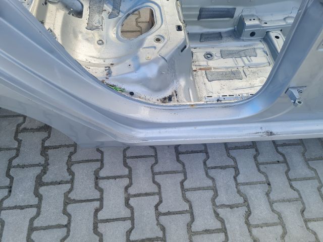 bontott VW GOLF VII Jobb Küszöb