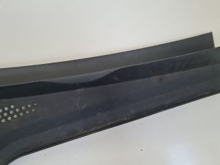 bontott VW GOLF VII Jobb Levélrács Záróvég