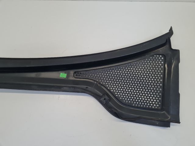 bontott VW GOLF VII Jobb Levélrács Záróvég