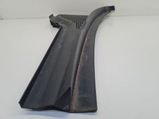 bontott VW GOLF VII Jobb Levélrács Záróvég