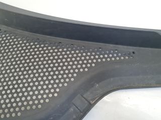 bontott VW GOLF VII Jobb Levélrács Záróvég