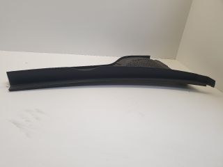 bontott VW GOLF VII Jobb Levélrács Záróvég