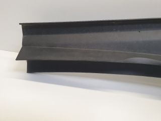 bontott VW GOLF VII Jobb Levélrács Záróvég