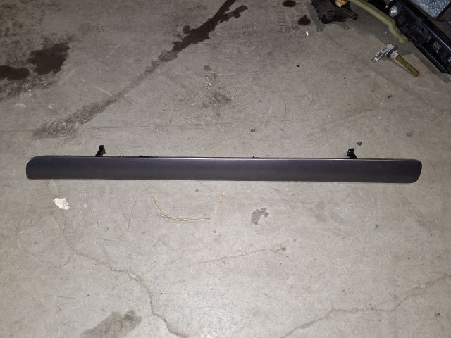 bontott VW GOLF VII Jobb Műszerfal Díszléc