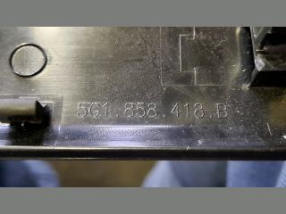 bontott VW GOLF VII Jobb Műszerfal Díszléc